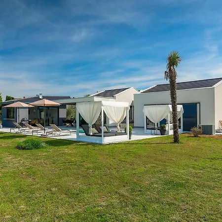 Mala Oaza Ferienhaus